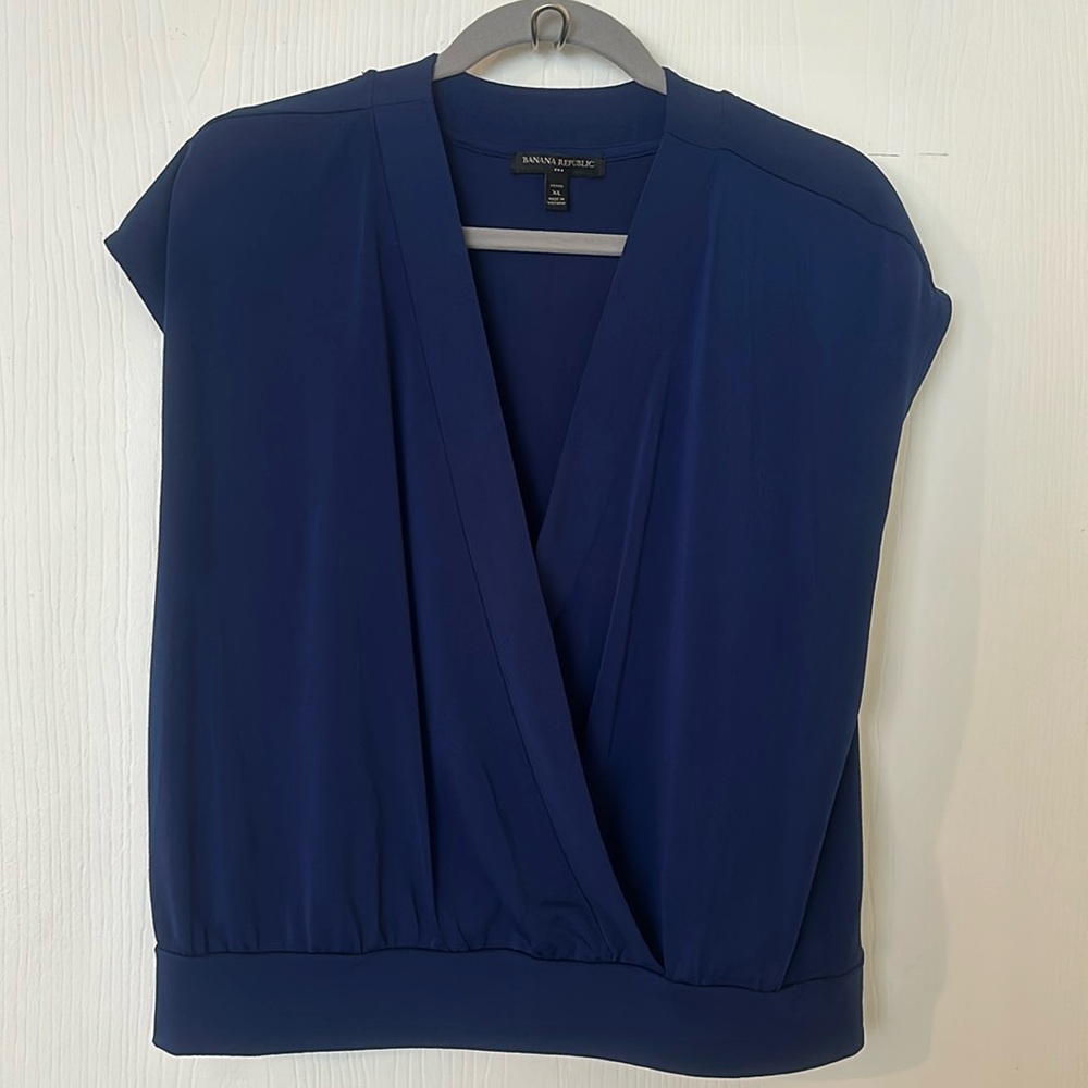 Banana Republic Petite Blue Crepe Top Size XLP